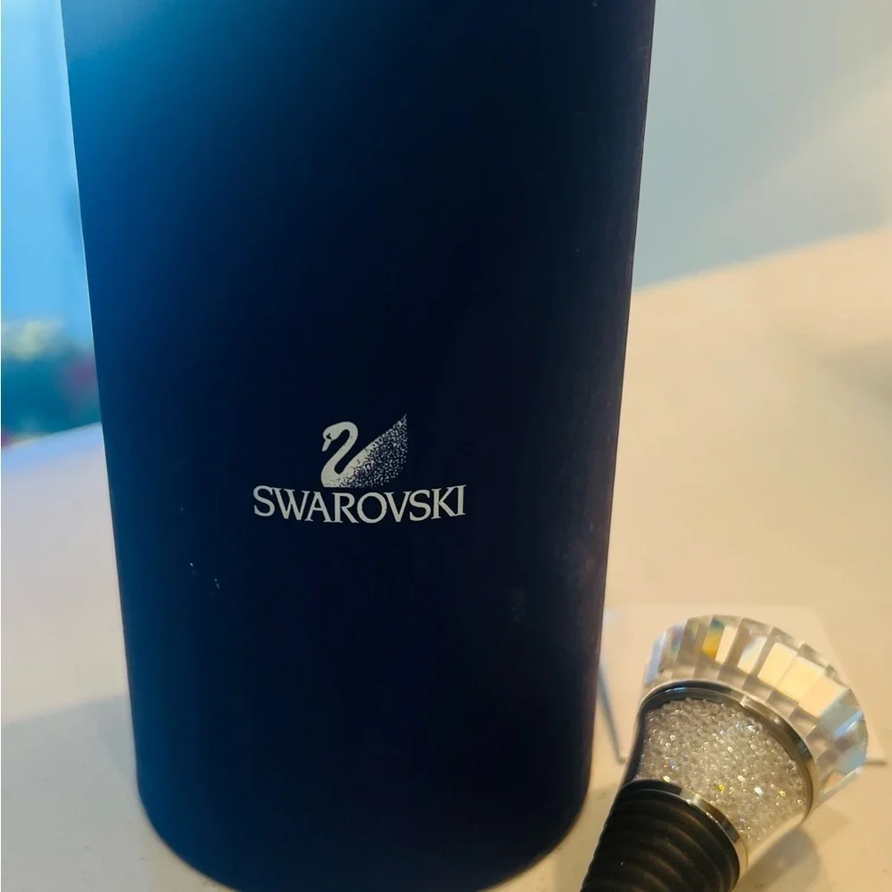 Swarovski Crystalline Bottle Stopper